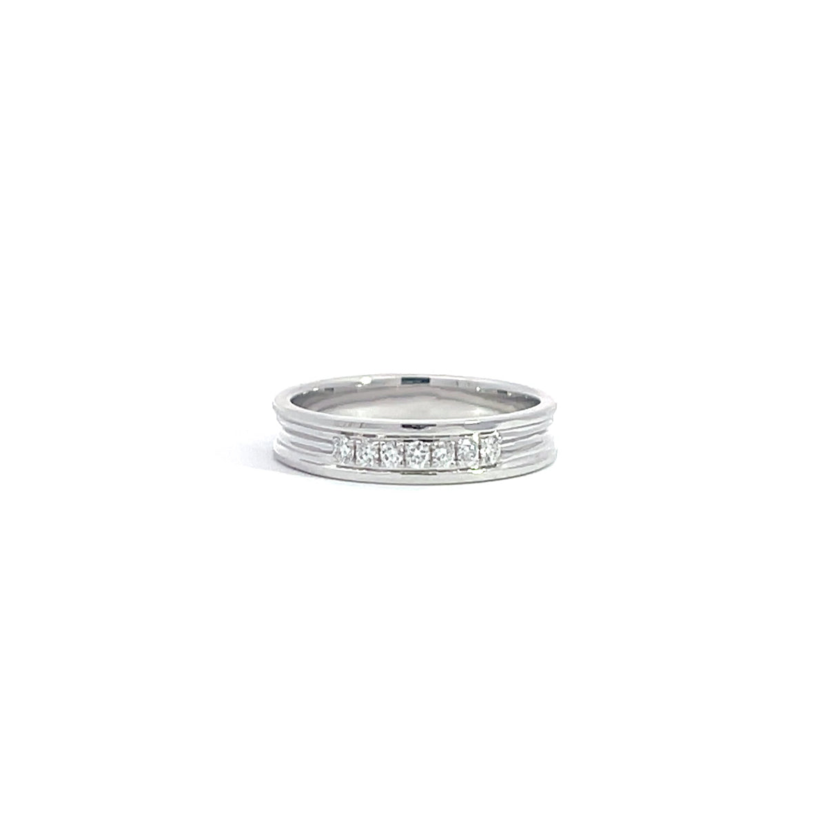 14K White Gold Grooved Wedding Band with 7 Diamonds